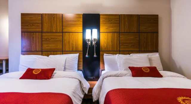 Четырёхместный номер Deluxe Hotel Five44