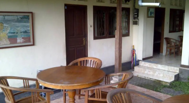Sadguna Homestay, Забронировать Отель Отели Убуд с парковкой, рядом с Ресторан Mozaic, Парковка