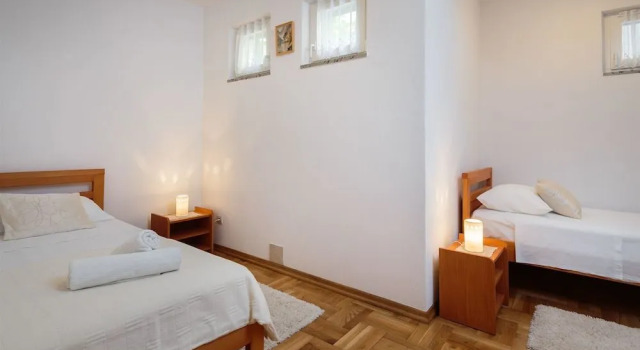 Apartments Edo