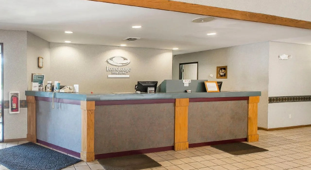 Econo Lodge Inn & Suites Menomonie