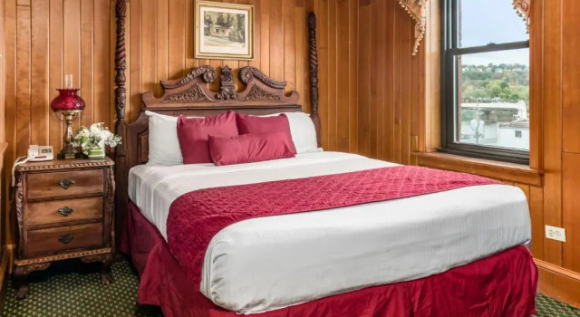 Двухместный номер Standard The Lafayette A grand Riverboat Era Hotel