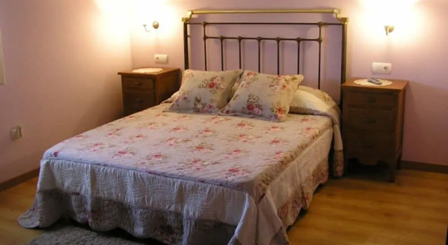 Casa Rural La Cava, Book Hotel Hotels in Aragon with Parking, Parking