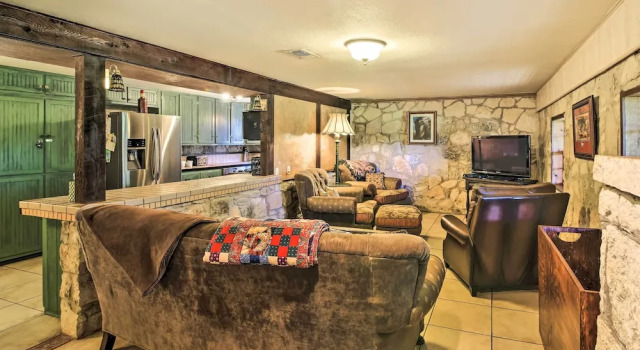 Countryside Cottage: 17 Mi to Downtown San Antonio, Book Feriehus San Antonio Bexar County