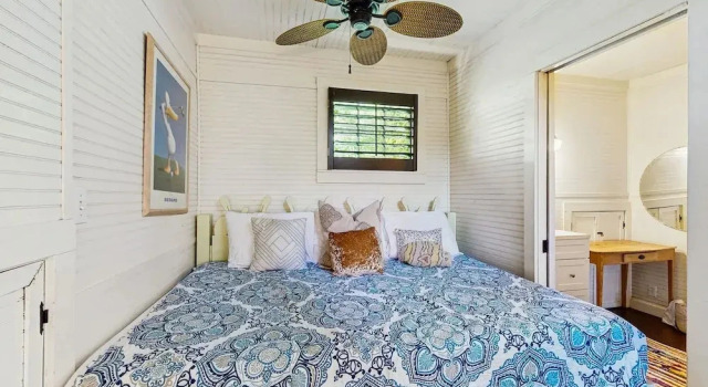 Dog-friendly Cottage by the Beach With Private Pool, Pool Spa, & Free Wifi