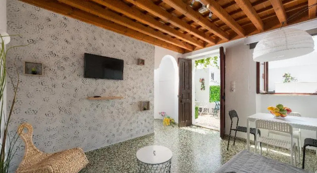 Апартаменты Standard Lindos Citrin Studios