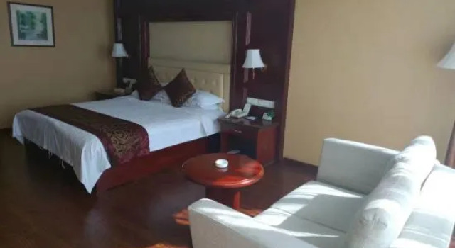 Blue Ocean Hotel, Book Hotel 4-stjernede hoteller i Tangshan, 4*