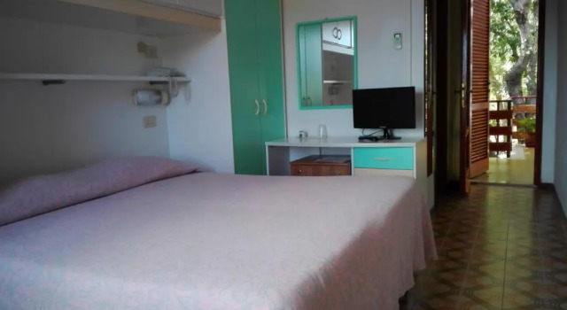 Двухместный номер Economy Eden Park Hotel
