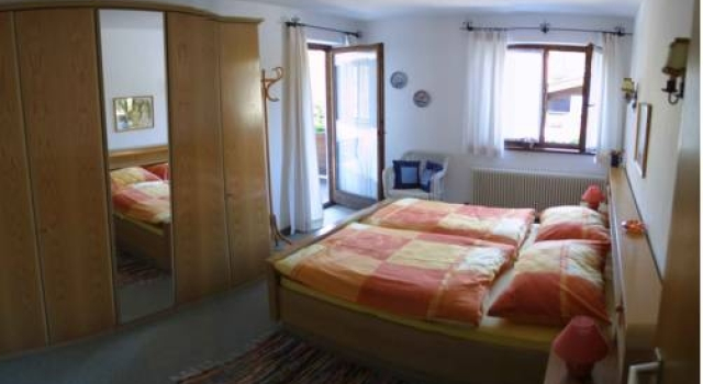 Haus Slechta, Book Lejlighed Hoteller i Tyrol med parkering, Parkering