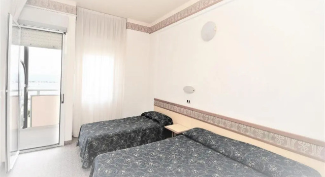 Cosmopol Hotel