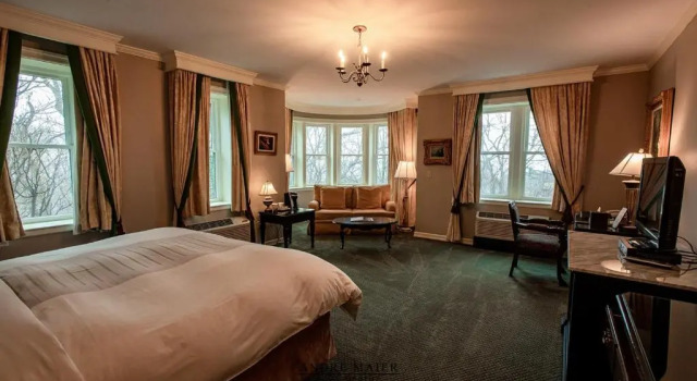 Полулюкс Castle Hotel & Spa