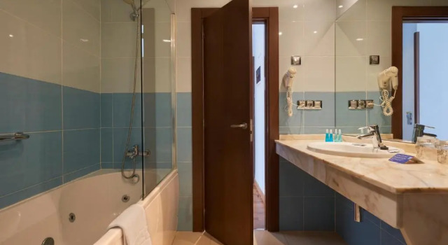 Трёхместный номер Standard Hotel / Restaurante LA PEPA