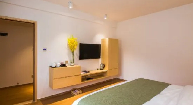 Люкс Qingli River Mountain Hotel (Yangshuo Xianggongshan Branch)