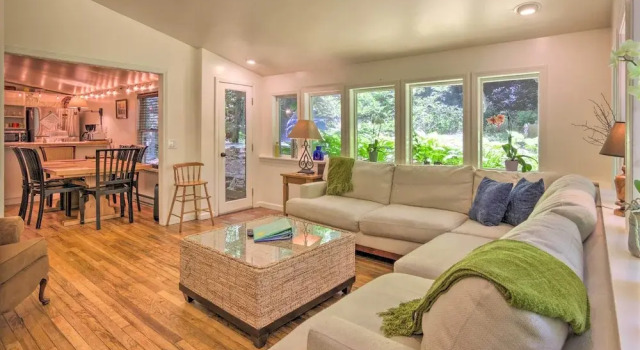Boone Cottage w/ Fire Pit & On-site Creek!