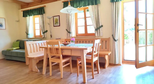 Апартаменты Weingut Winzerzimmer Rothschädl