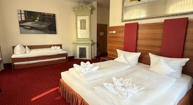Четырёхместный номер Comfort c 1 комнатой с видом на город Hotel Schwibbogen Altstadt & Apartments