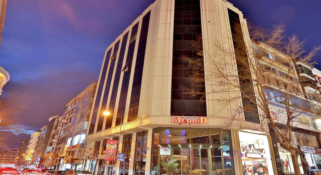 Grand Madrid Hotel