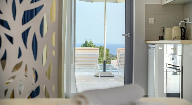 Dionisos Suites, Забронировать Отель Ликсури Кефалония