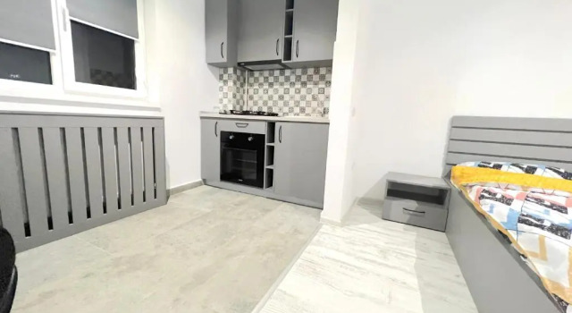 Luxury flat, Rezerwuj Hotel Hotele w Chiajna z basenem, Basen