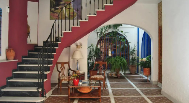 Апартаменты Patio de la Escalera - Eduardo Dato 24