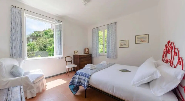 ALTIDO Pretty House in Vernazza Middle Apartment