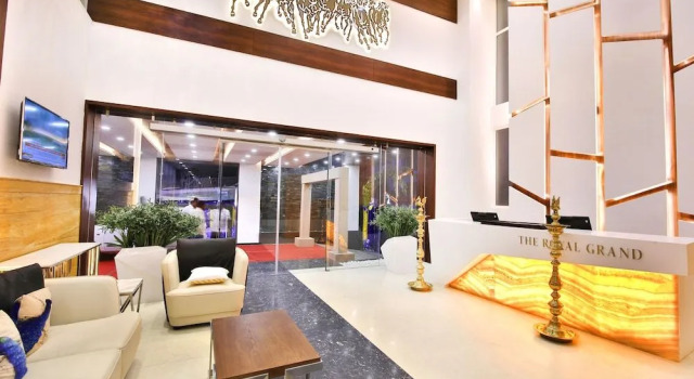 The Royal Grand, Varaa Hotelli Karur Tamil Nadu