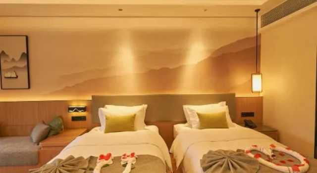 Wugongshan Savile Taoyuan Mountain Residence Hotel (Wugongshan Tourist Center), Rezerwuj Hotel Jian Jiangxi