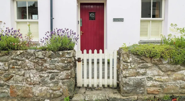 Panteg Cottage, Newport, Забронировать Отель Отели и гостиницы Ньюпорт, Отель