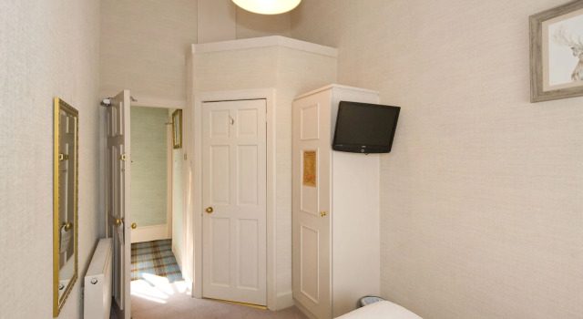Sherwood Guest House, Buchen Sie Pension Hotels in Edinburgh mit Parkplatz, Parkplätze