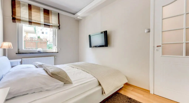 Palermo Apartment by Renters, Varaa Huoneisto Sopot 