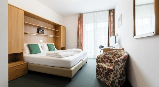 Двухместный номер Economy с балконом Brione Green Resort