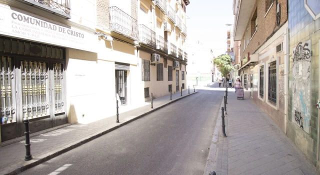 Dúplex con puerta a la calle cercano a Cuatro Caminos