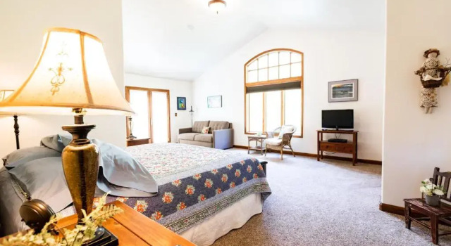 Номер Standard Inn at Tern Lake