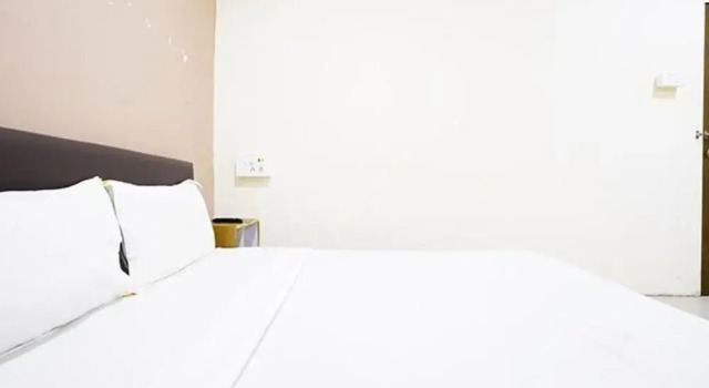 Fabhotel Infinity Rooms & Banquet, Rezervovat Hotel Hotely v Gujarat s parkováním, Parkování