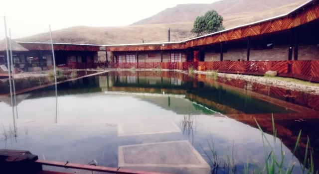 Шале Amanzi Empilo Bungalow