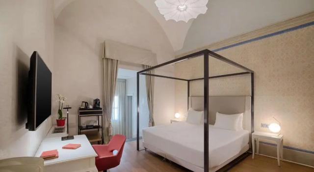 Двухместный номер XL Premium Porta Rossa Hotel Firenze, Colbert Collection