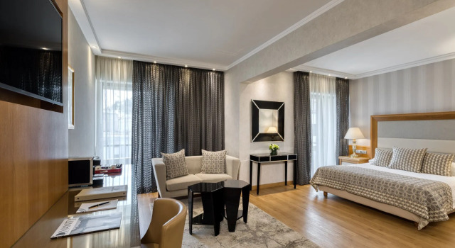 Люкс Premier Divani Palace Acropolis