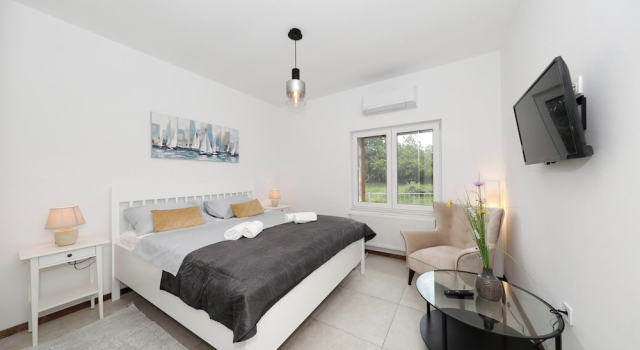 Villa Demare with Private Heated Pool