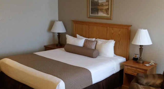 Номер Standard Best Western Plus Mill Creek Inn