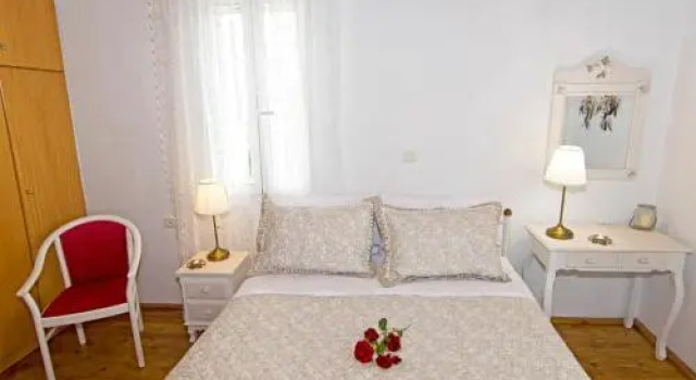 Diogenis Residence