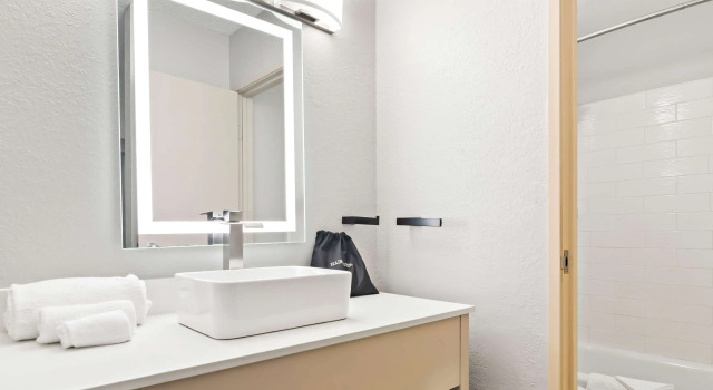 Двухместный номер Best Western The Oasis at Joplin
