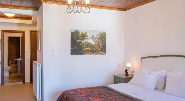 Полулюкс Kyrani Guesthouse
