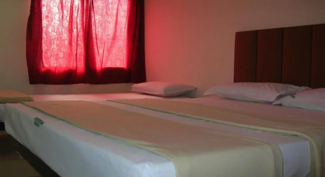 Woodside, Rezerwuj Hotel Hotele w Andhra Pradesh z parkingiem, Parking