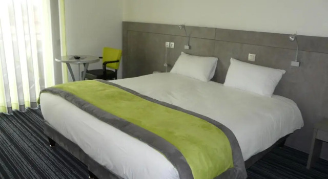 Двухместный номер Standard с балконом Hotel Le Chatard