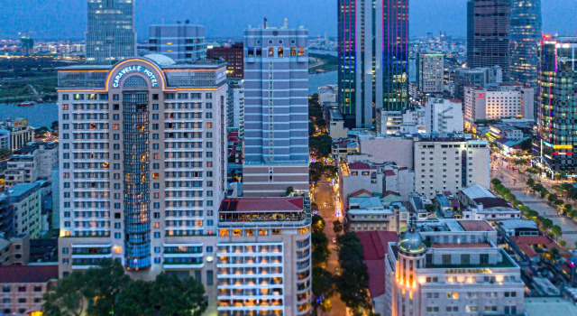 Отель Caravelle Saigon
