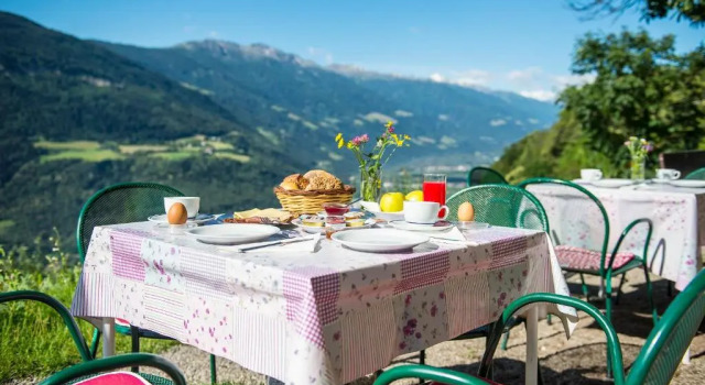 Gasthaus Gasteiger, Забронировать Отель Лагундо Texel Group National Park, рядом с Vellau - Leiteralm - Velloi - Malga Leiter Gondola