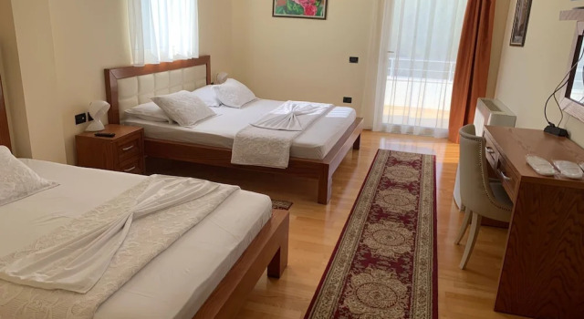 Hotel Kanione, Buchen Sie Hotel Hotels in Berat mit Parkplatz, Parkplätze
