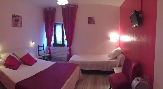 Трёхместный номер Standard Auberge Les Glycines