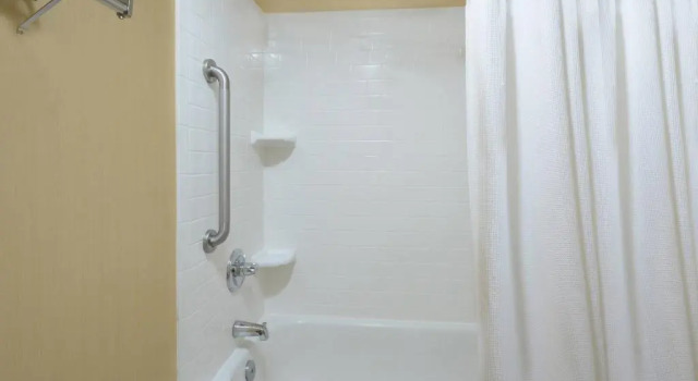 Студия Fairfield by Marriott Inn & Suites Charlottesville North