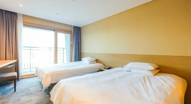 Двухместный семейный номер Standard The Best Jeju Seongsan