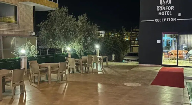 Konfor Hotel, Забронировать Отель Отели провинции Антальи с парковкой, Парковка